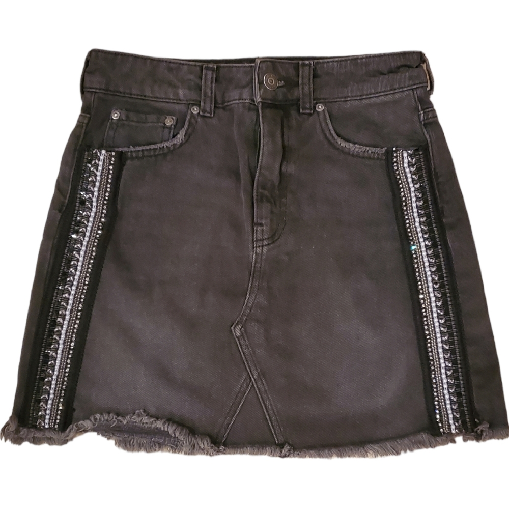 Free People Boho Denim Embellished Skirt Size 0 - Washed Black / Gray